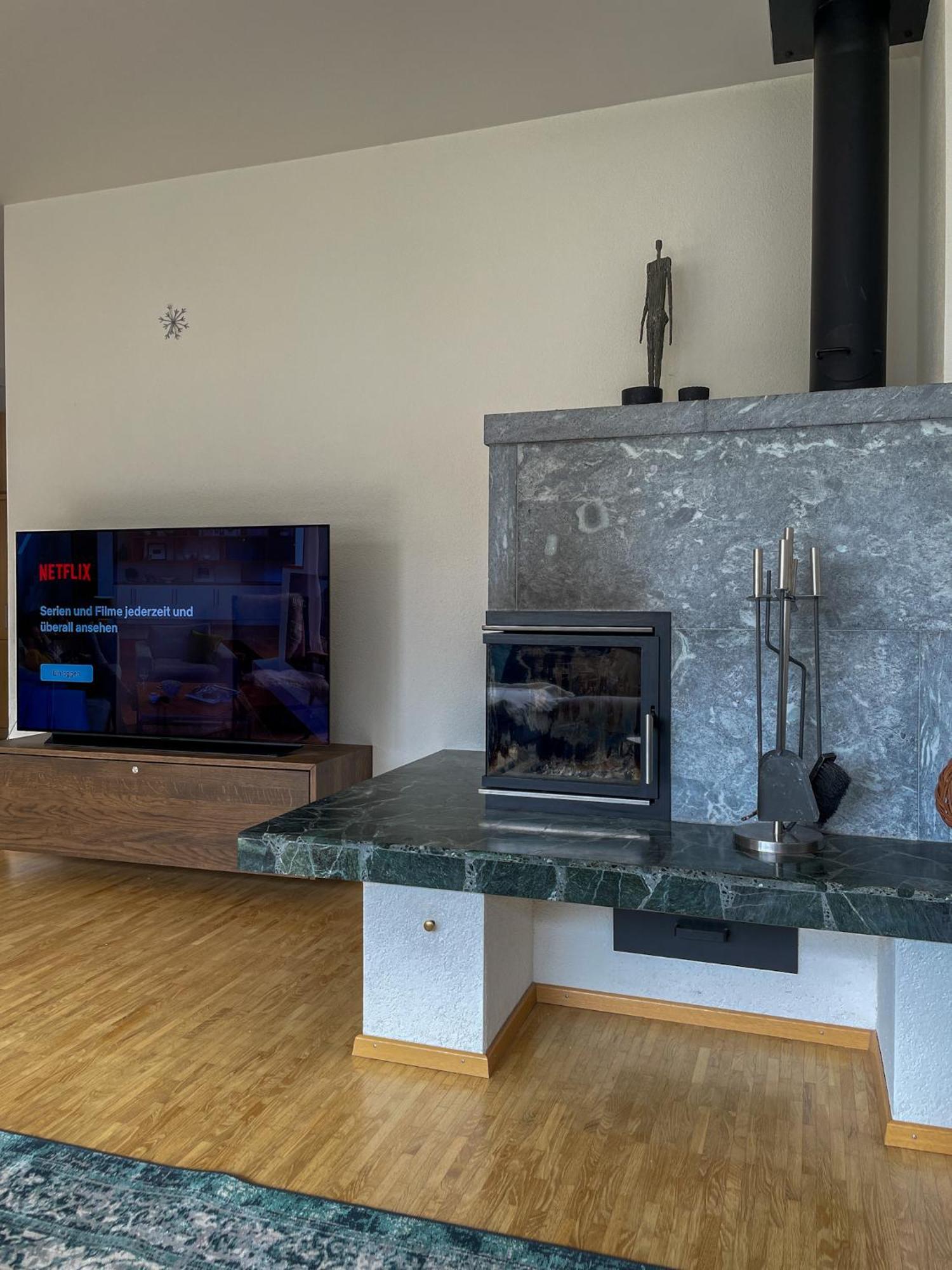 Top Modernes Apartment Im Herzen Von Andermatt Balkon & Bergblick Exteriér fotografie