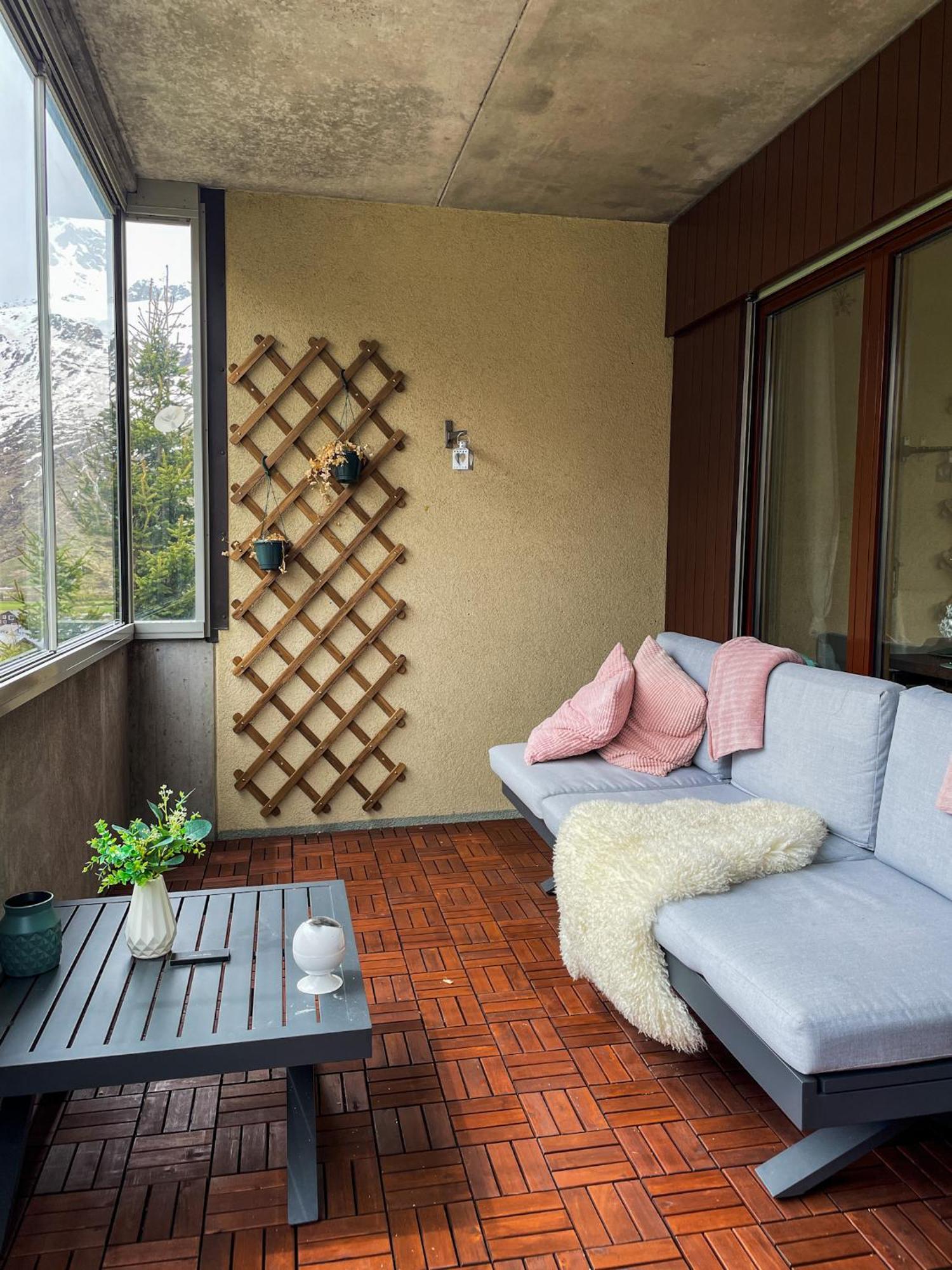 Top Modernes Apartment Im Herzen Von Andermatt Balkon & Bergblick Exteriér fotografie